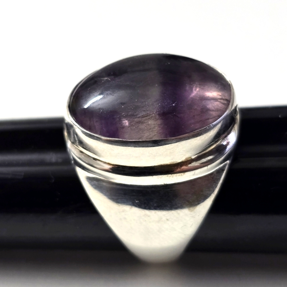 Sterling Silver 925 Elegant Silver and Mystery Purple Ring